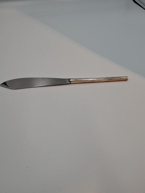 Farina lagkage kniv
