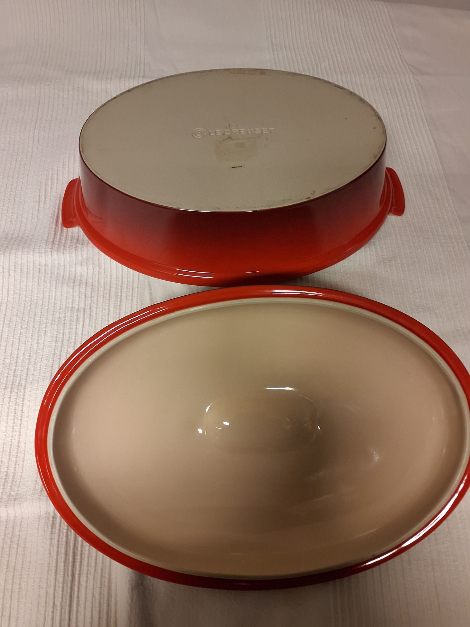 Le Creuset stegeso