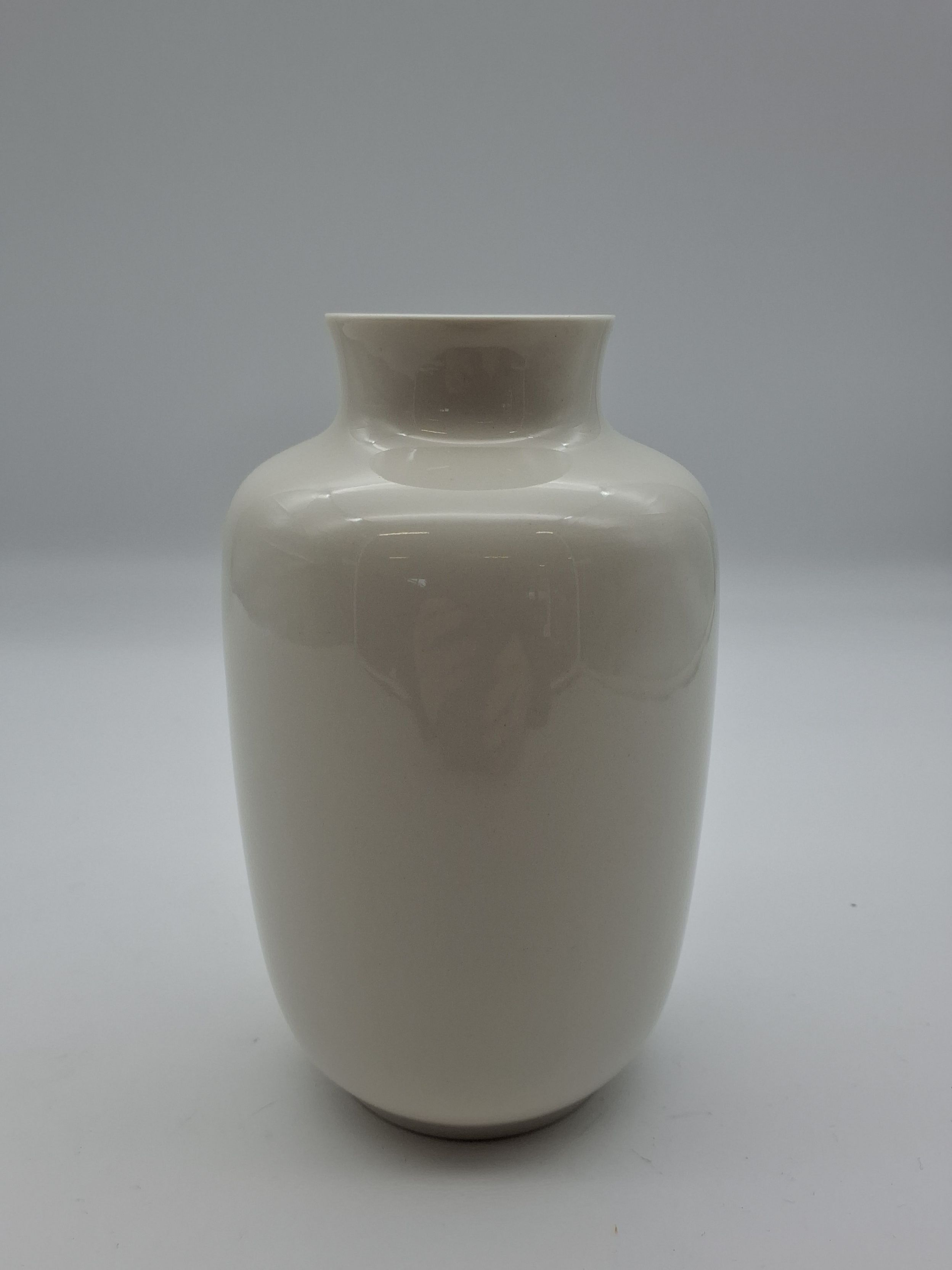 Royal Copenhagen vase (nr. 4142)