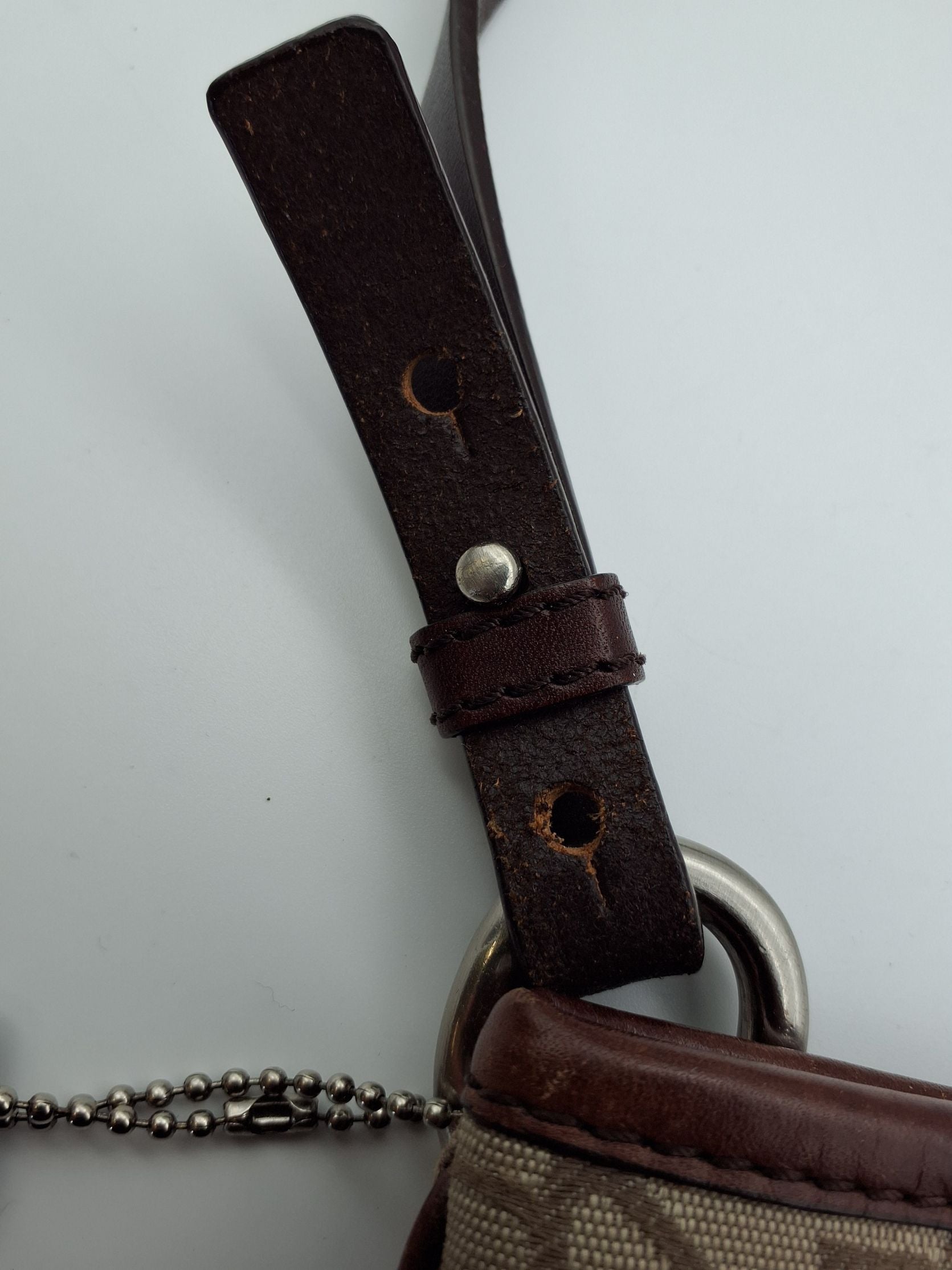 DKNY Monogram Crossbody-taske