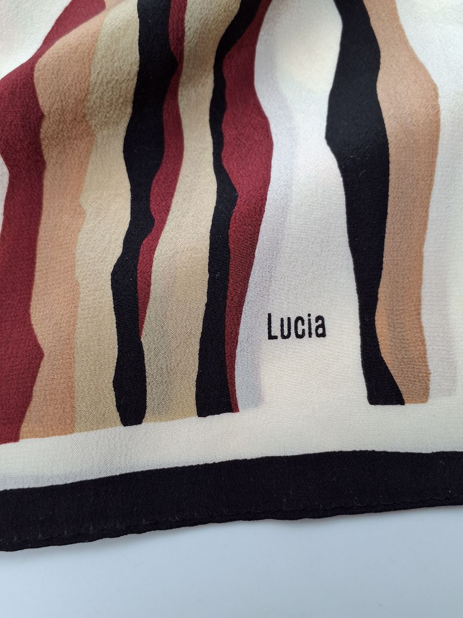 Lucia Silke Tørklæde