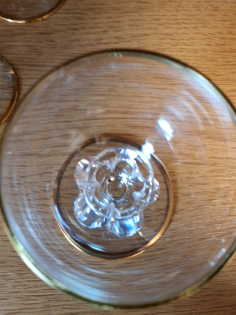 Likørglas med guldkant Gisselfeld