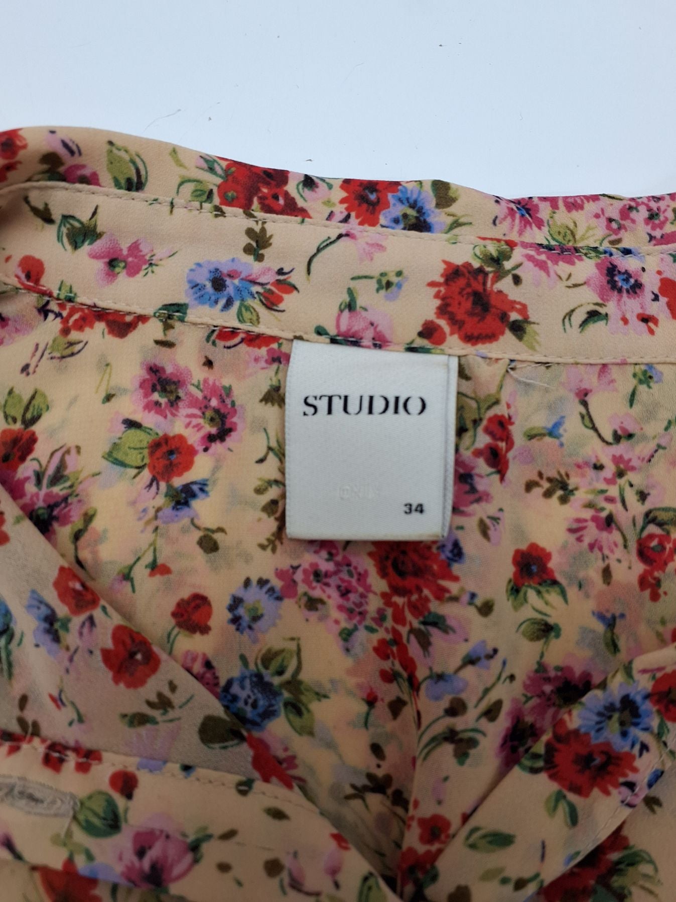 Studio Bluse