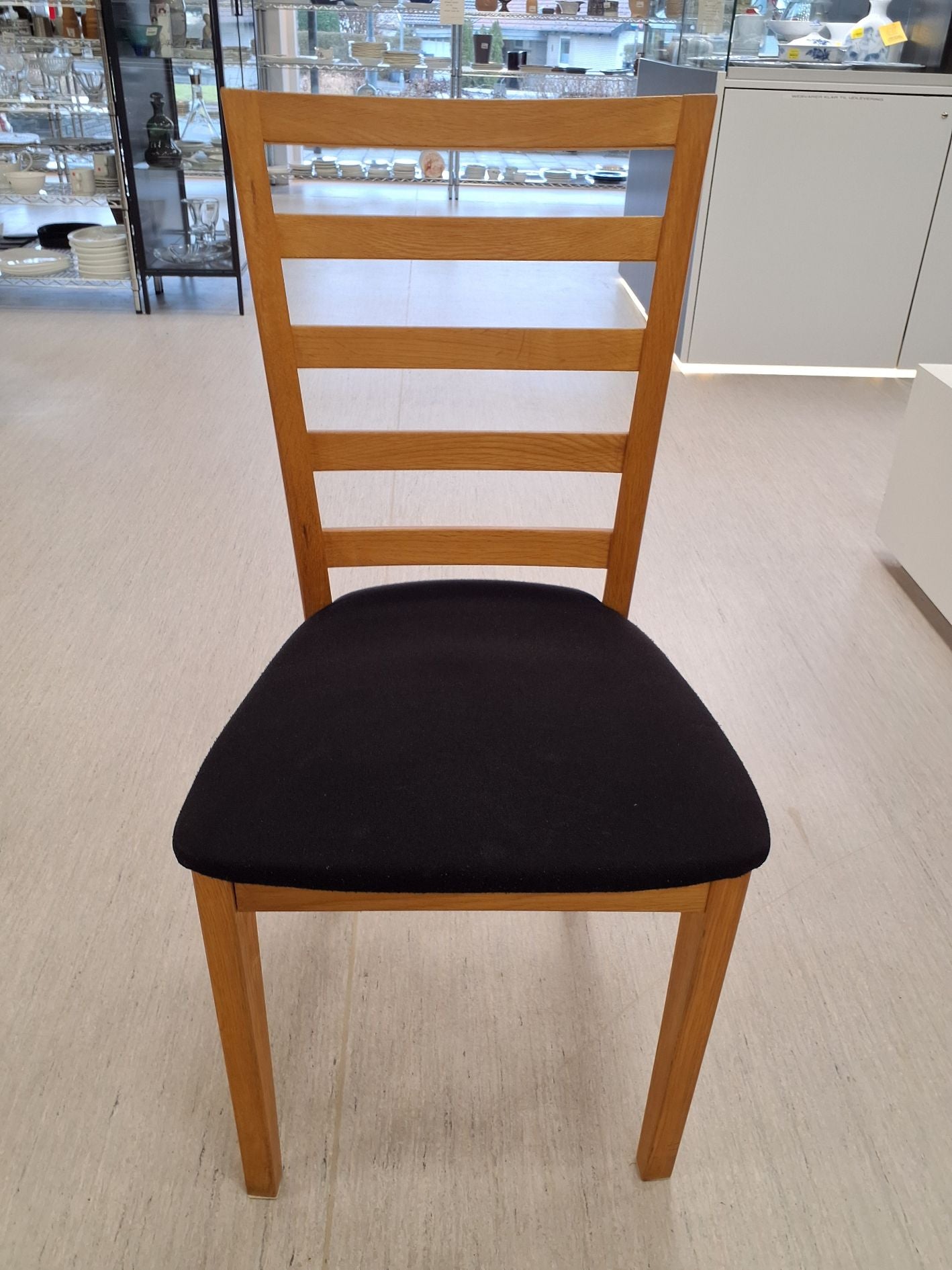 Spisebordsstol m sort polstring