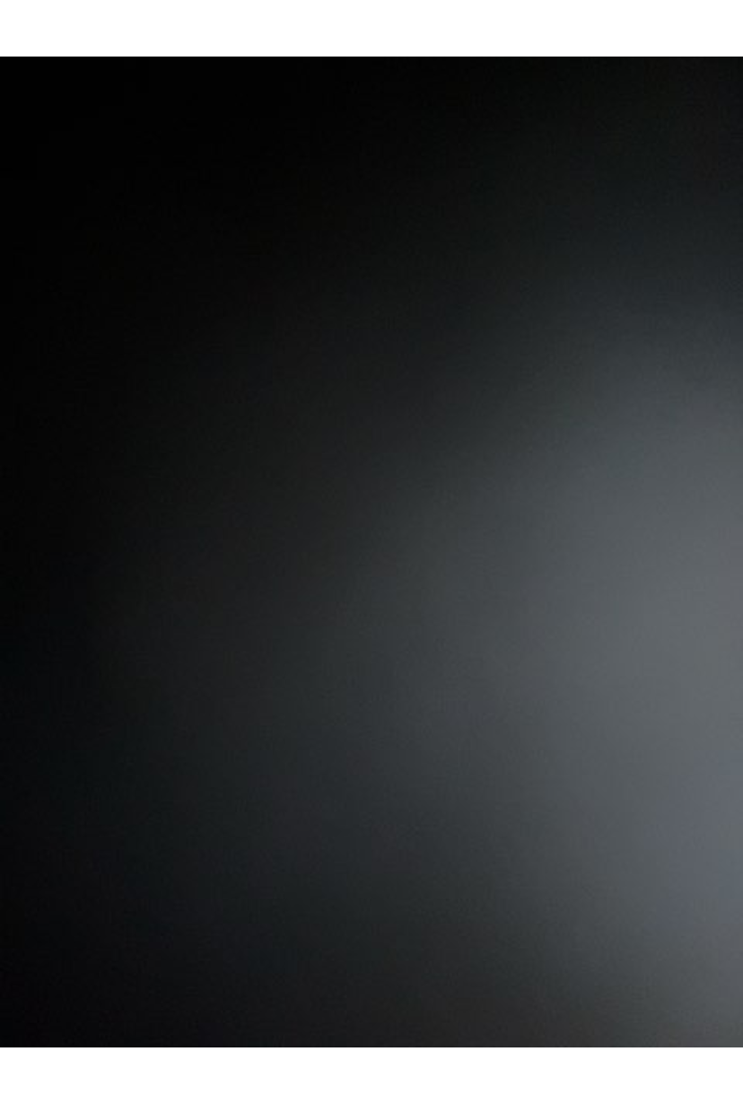 Pæne funktionelle metal skabe med glashyldet