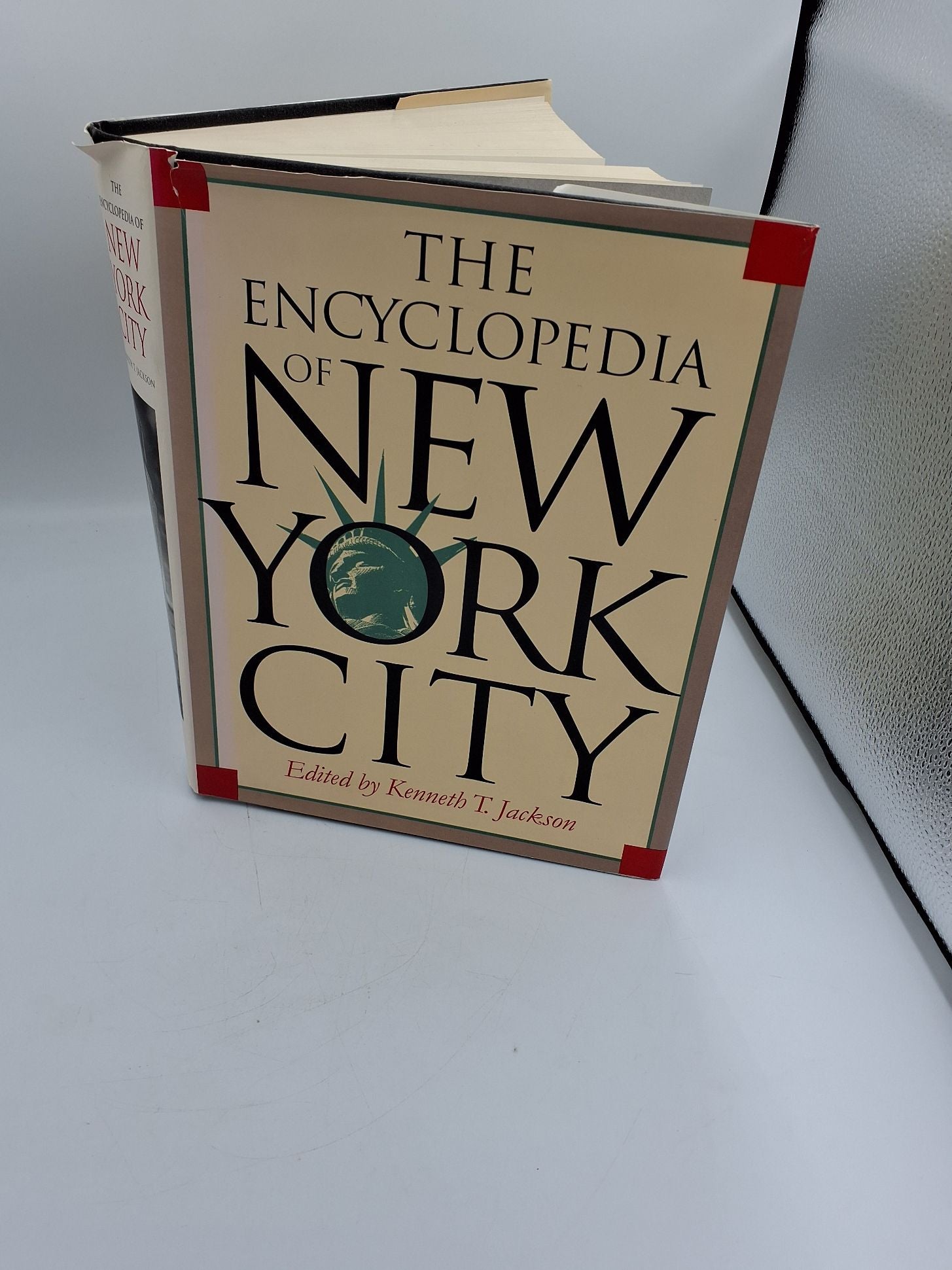 Bog: "The Encyclopedia of NYC"
