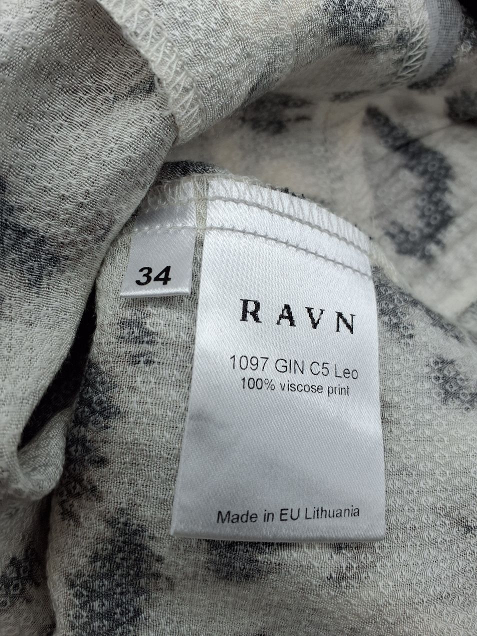 Ravn Bukser
