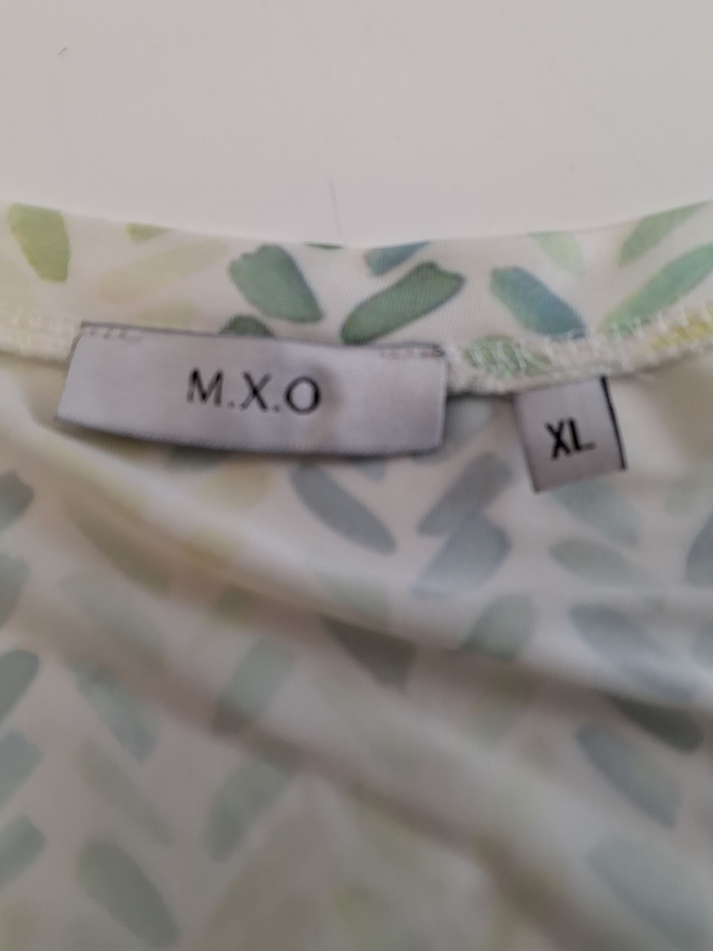 "M.X.O." Bluse