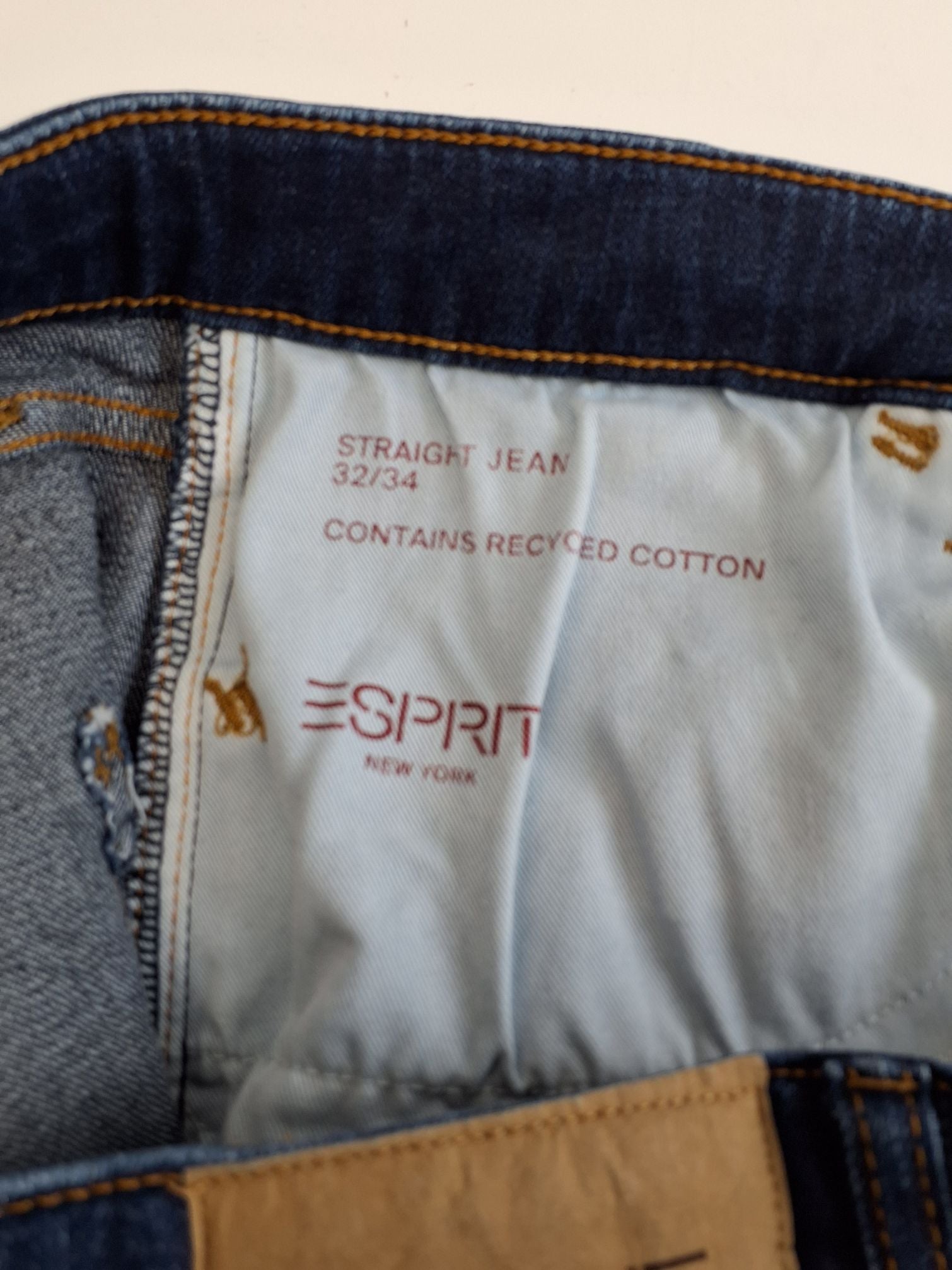 Esprit Bukser