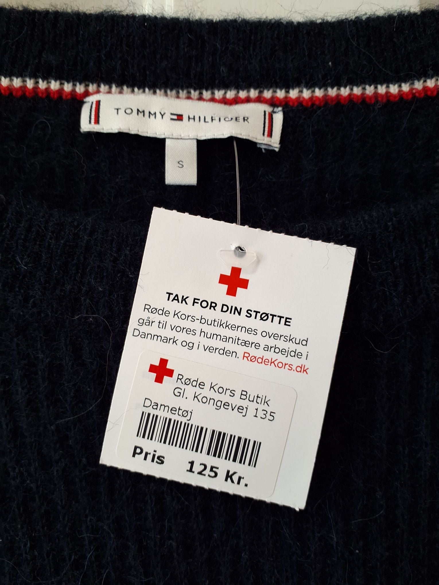 Tommy Hilfiger sweater