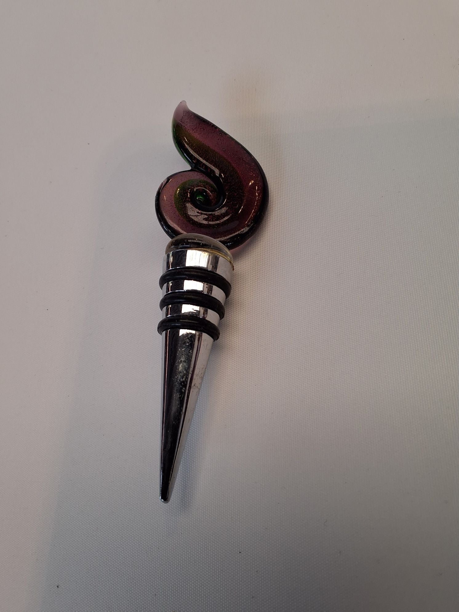 Vinprop med glasfiguer