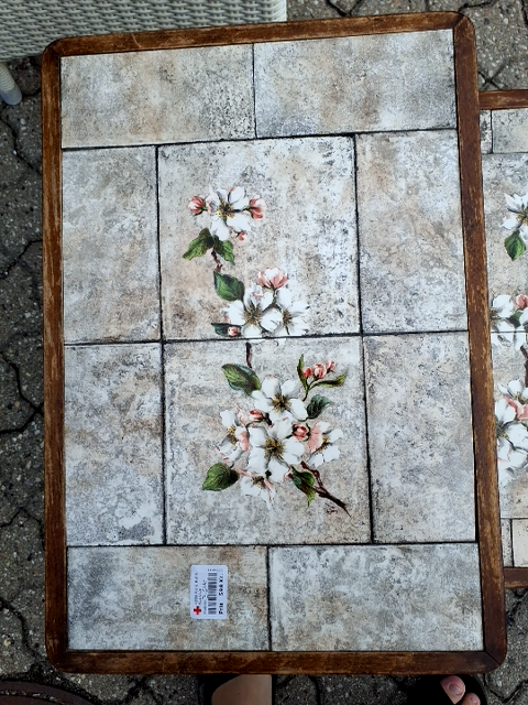 Indskudsborder Flot kakler med blomstermotiv
