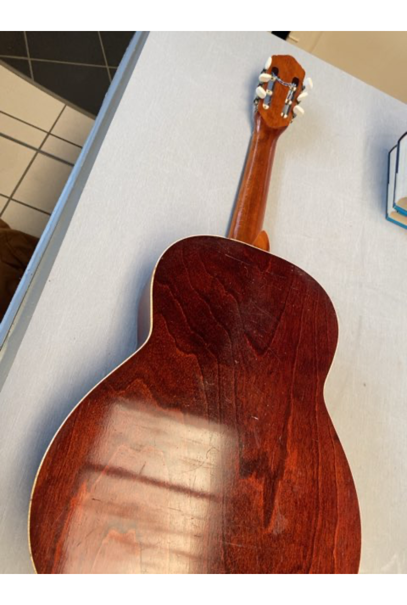 Cremona guitar