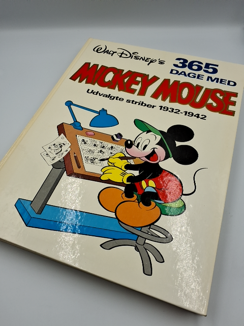 Walt Disney's 365 dage med Mickey Mouse