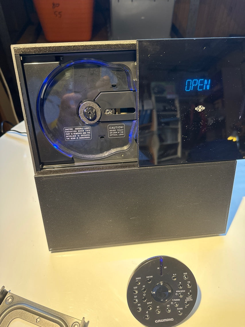 GRUNDIG microanlæg