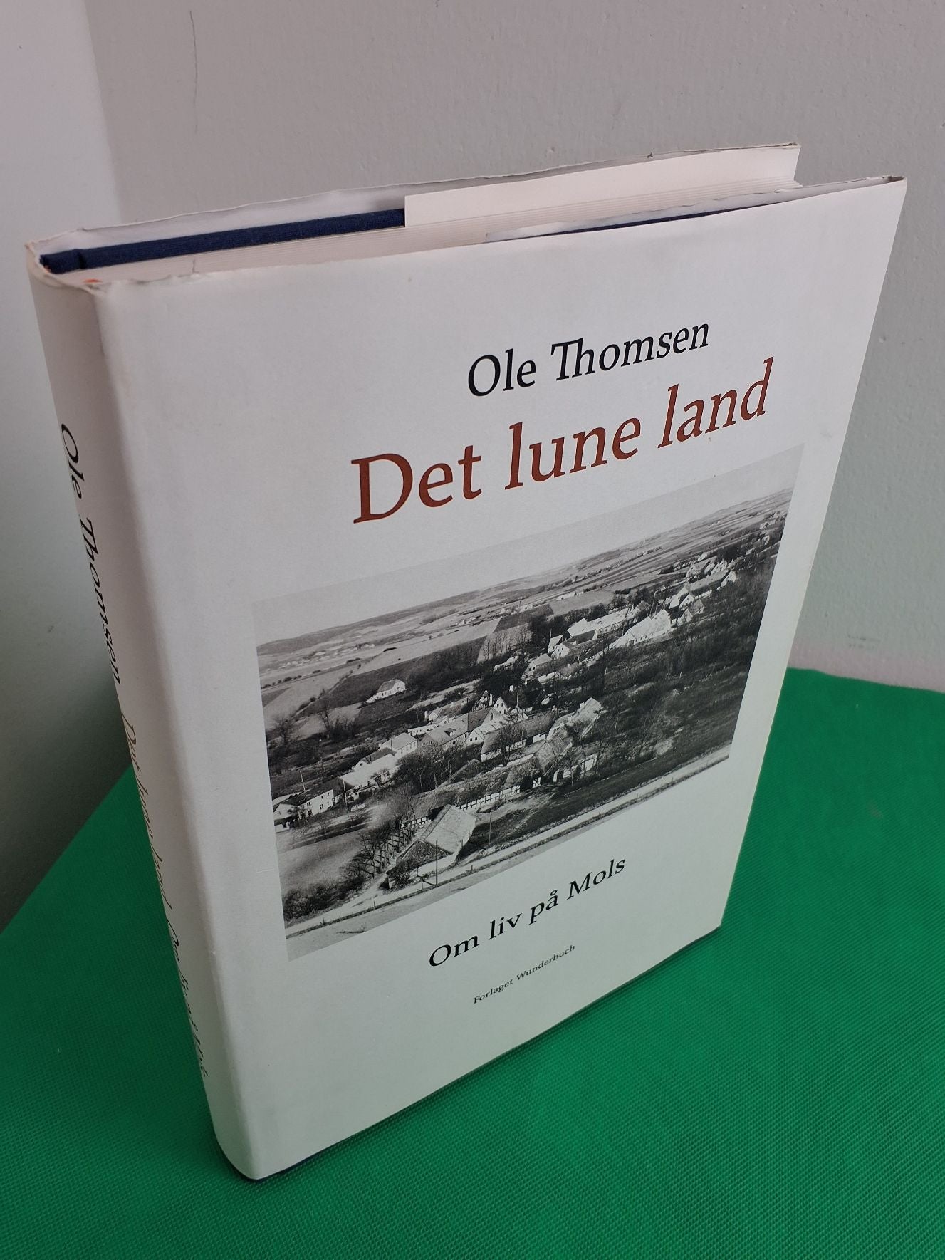Det lune land, Om liv på Mols