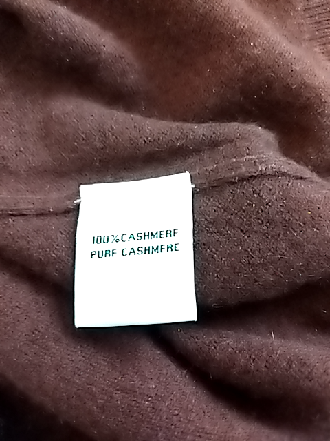 Der Dharma Cashmere Striktrøje