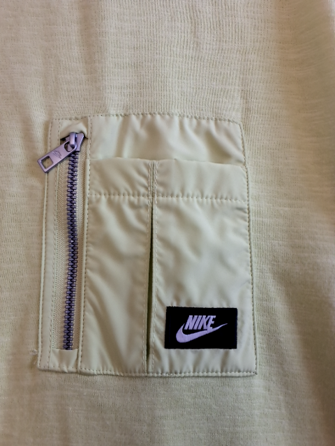 Nike T-shirt (O670)