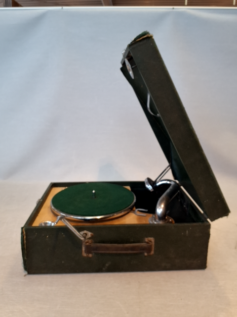 Vintage Rejsegrammofon