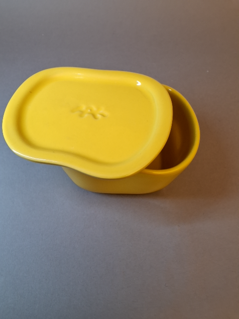 Kähler, Mano skål med låg