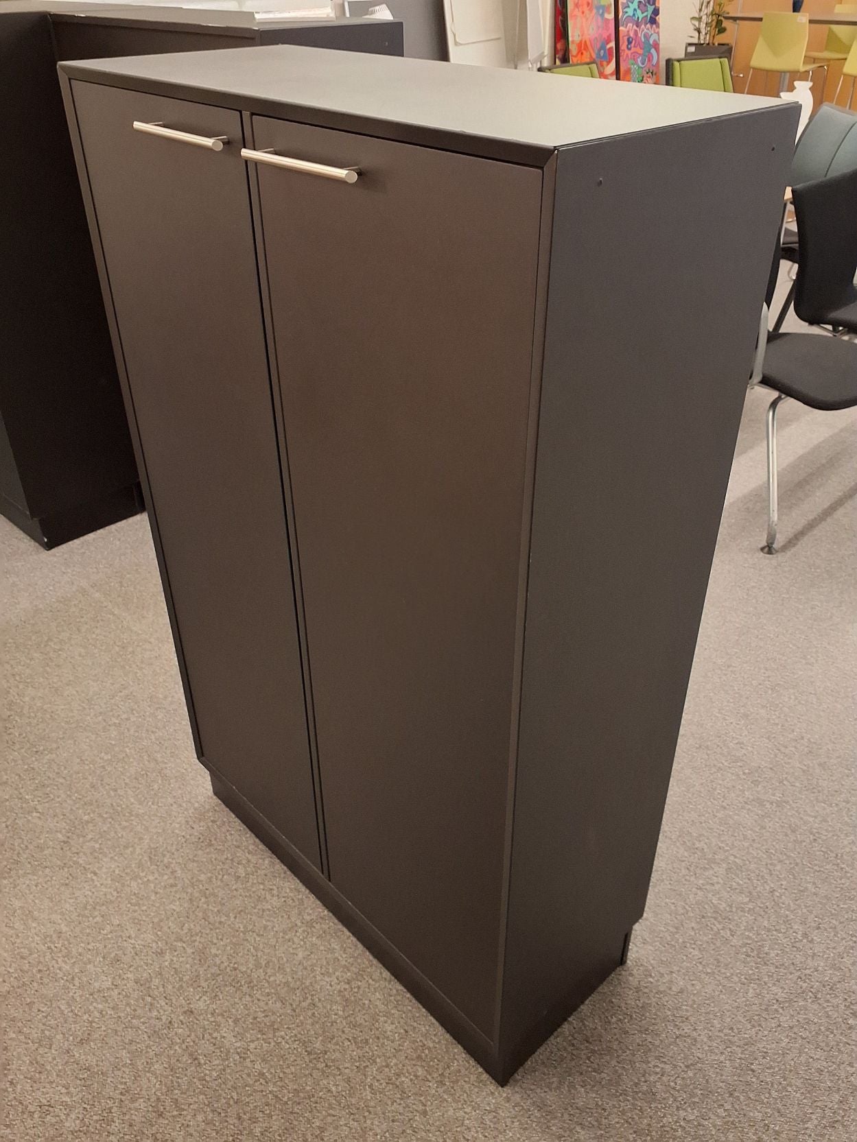 Skab sort høj - 3069