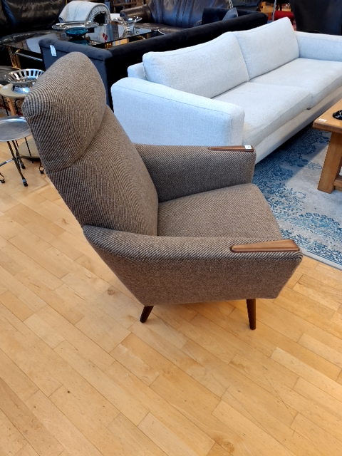 Retro lænestol i uld og med teak