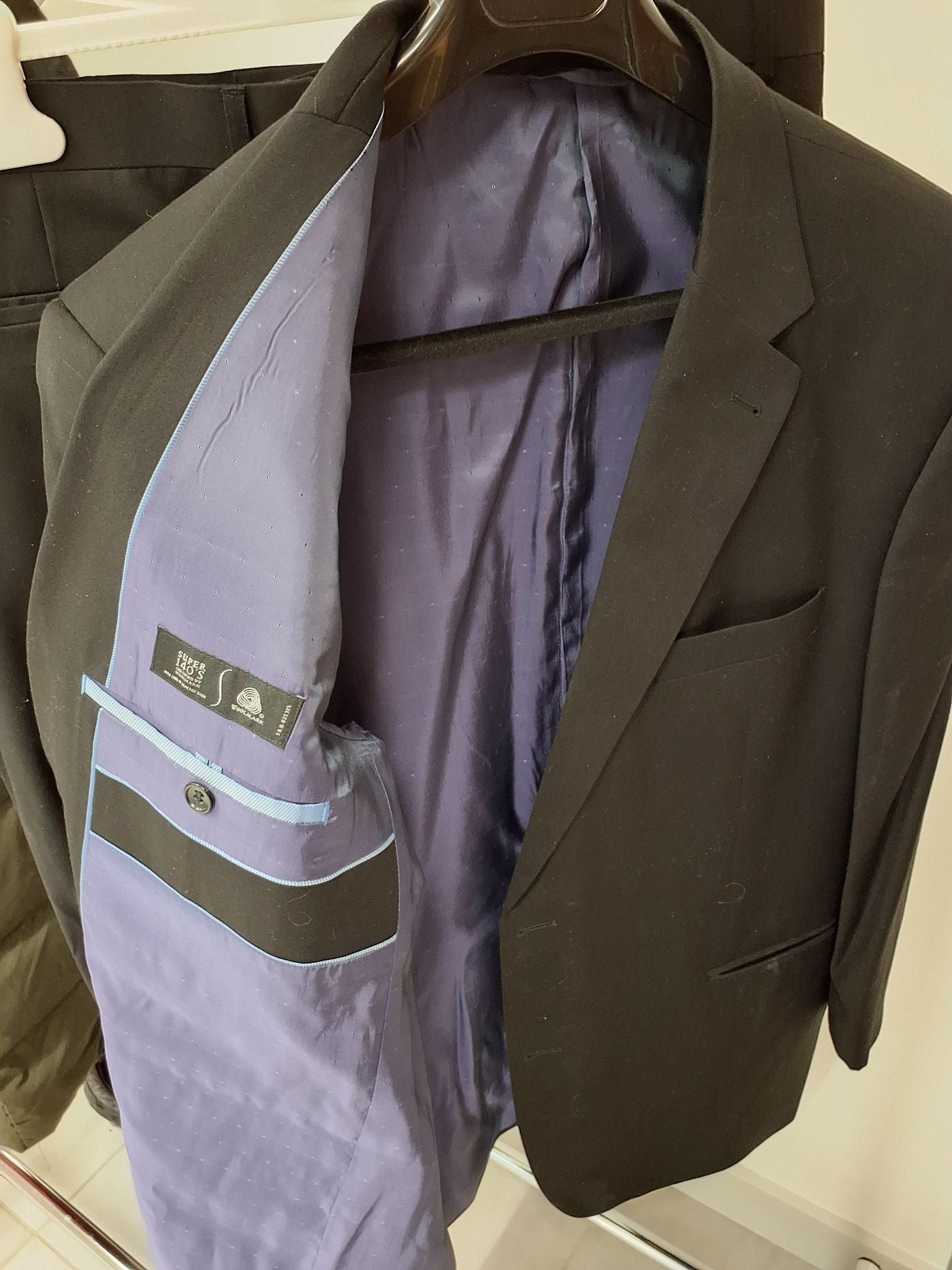 Allan Clark Habit