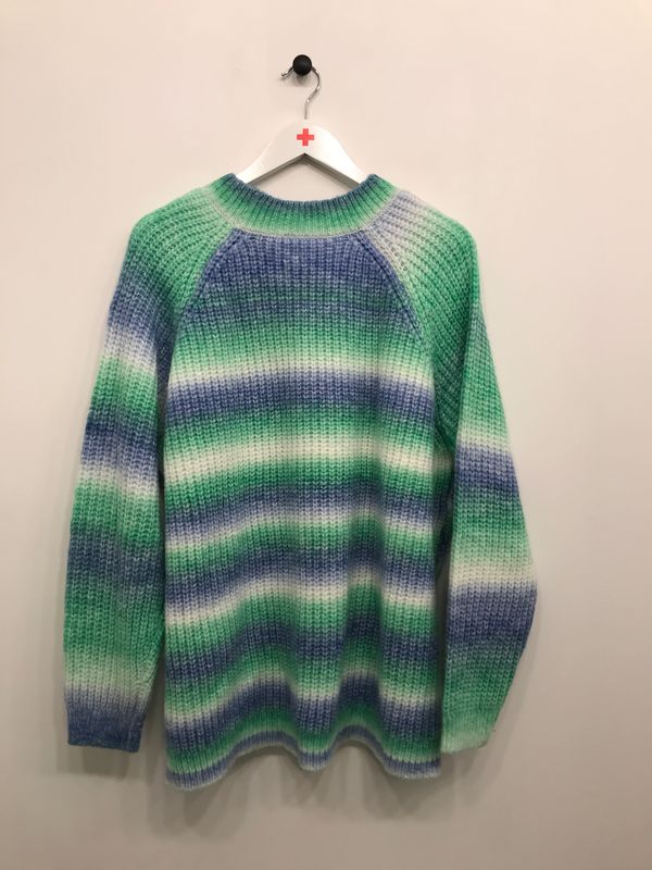 VRS Sweater