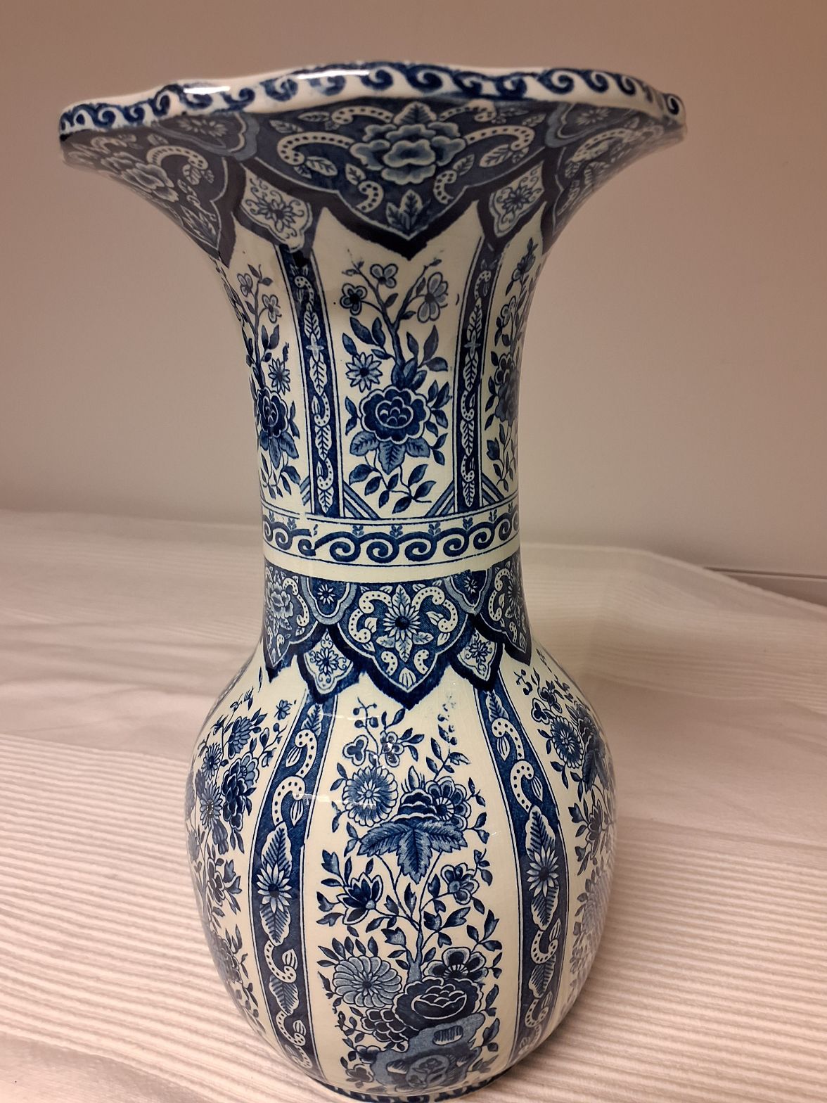 Smuk vase porcelæn/fajance Delfts