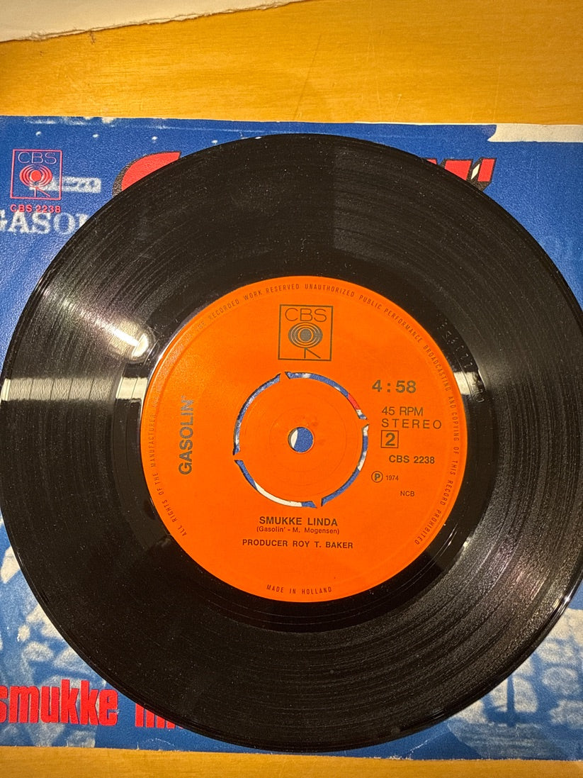 LP - Single Gasolin, Bessefar - Smukke Linda