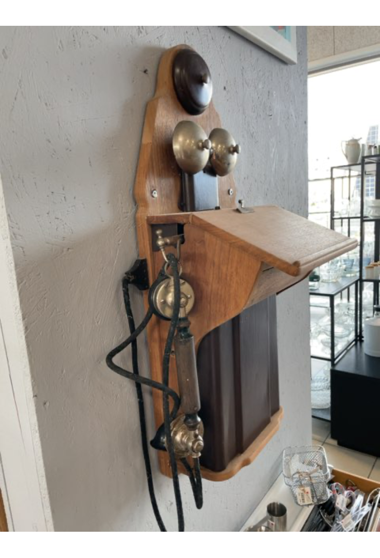 Ældre vægtelefon