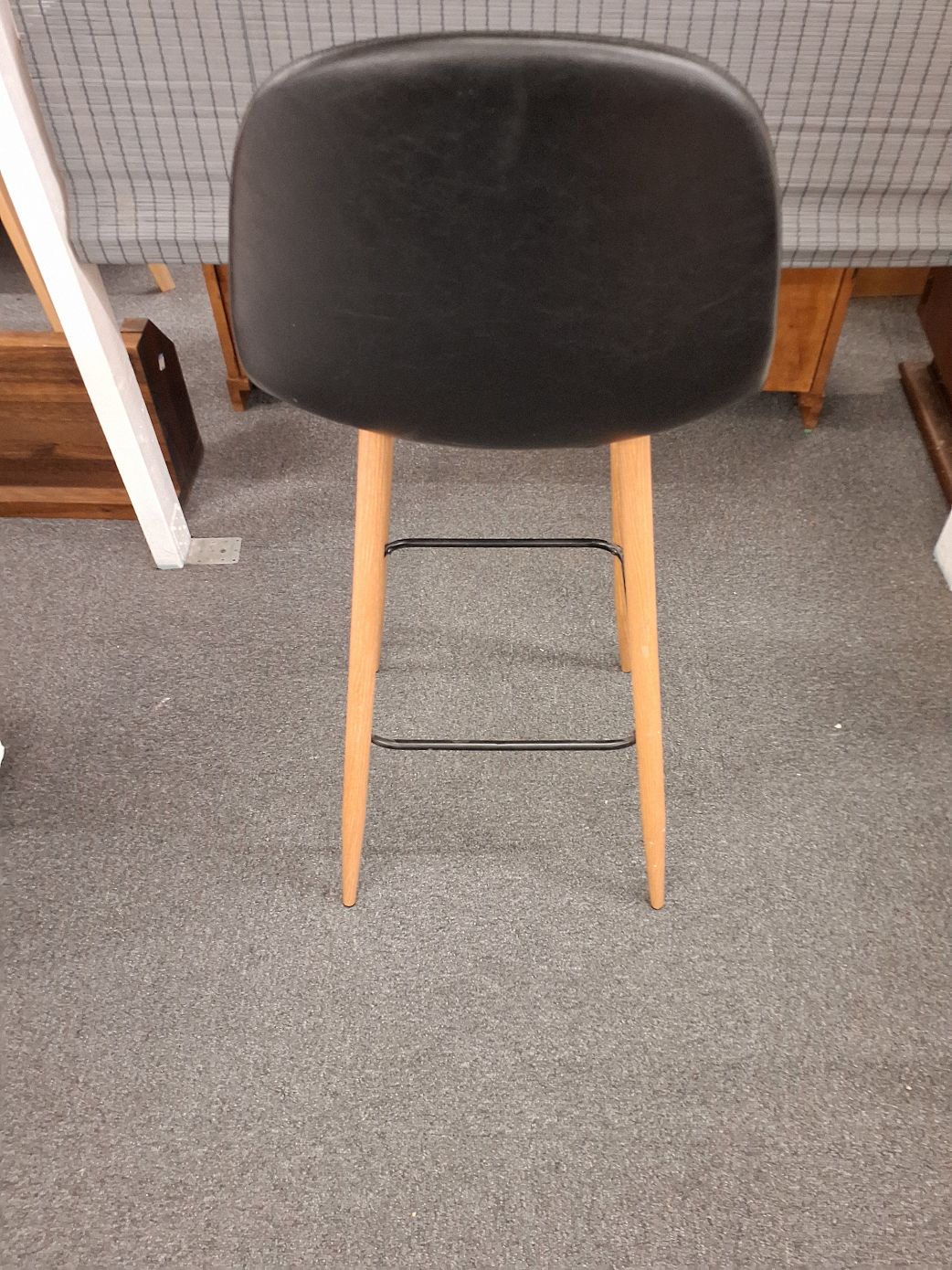 Cafestol med træben