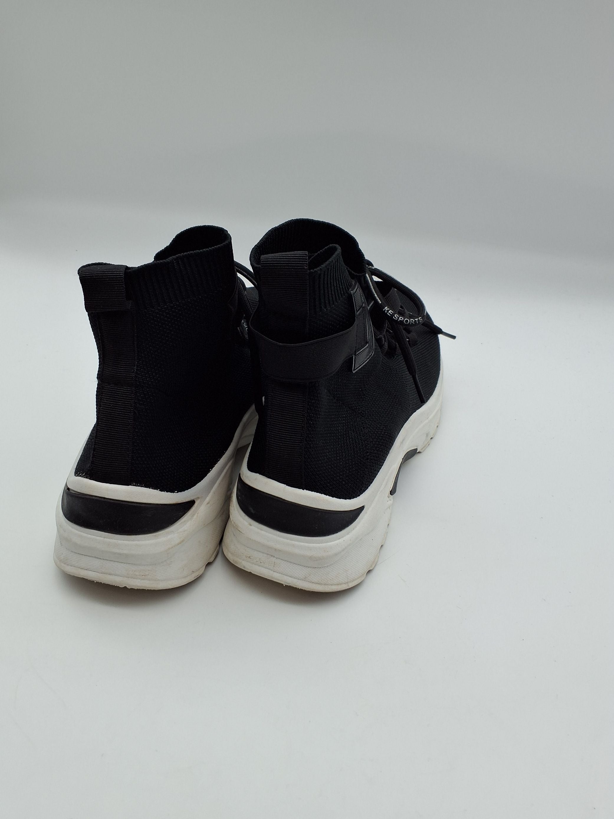 Sneakers i "sock-style"