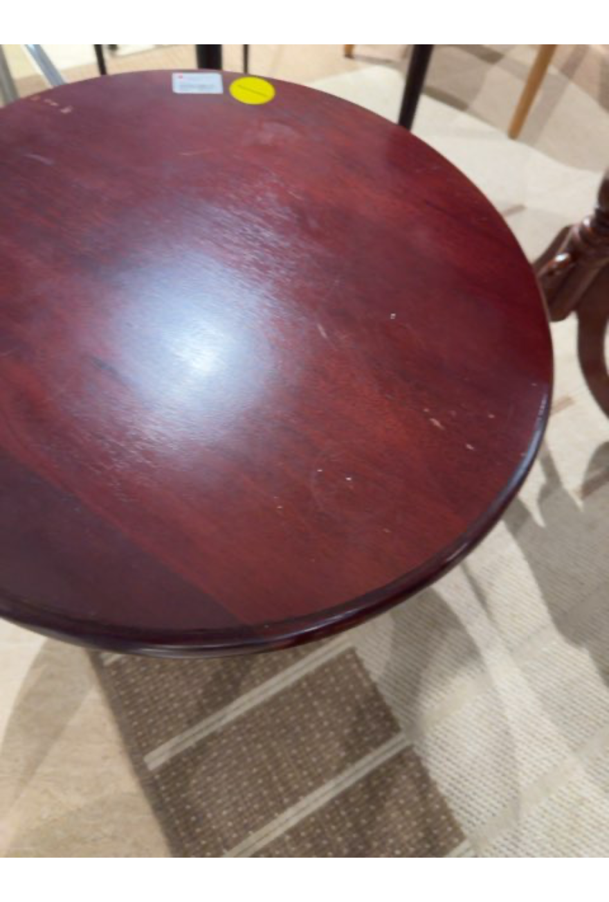 Oval stuebord