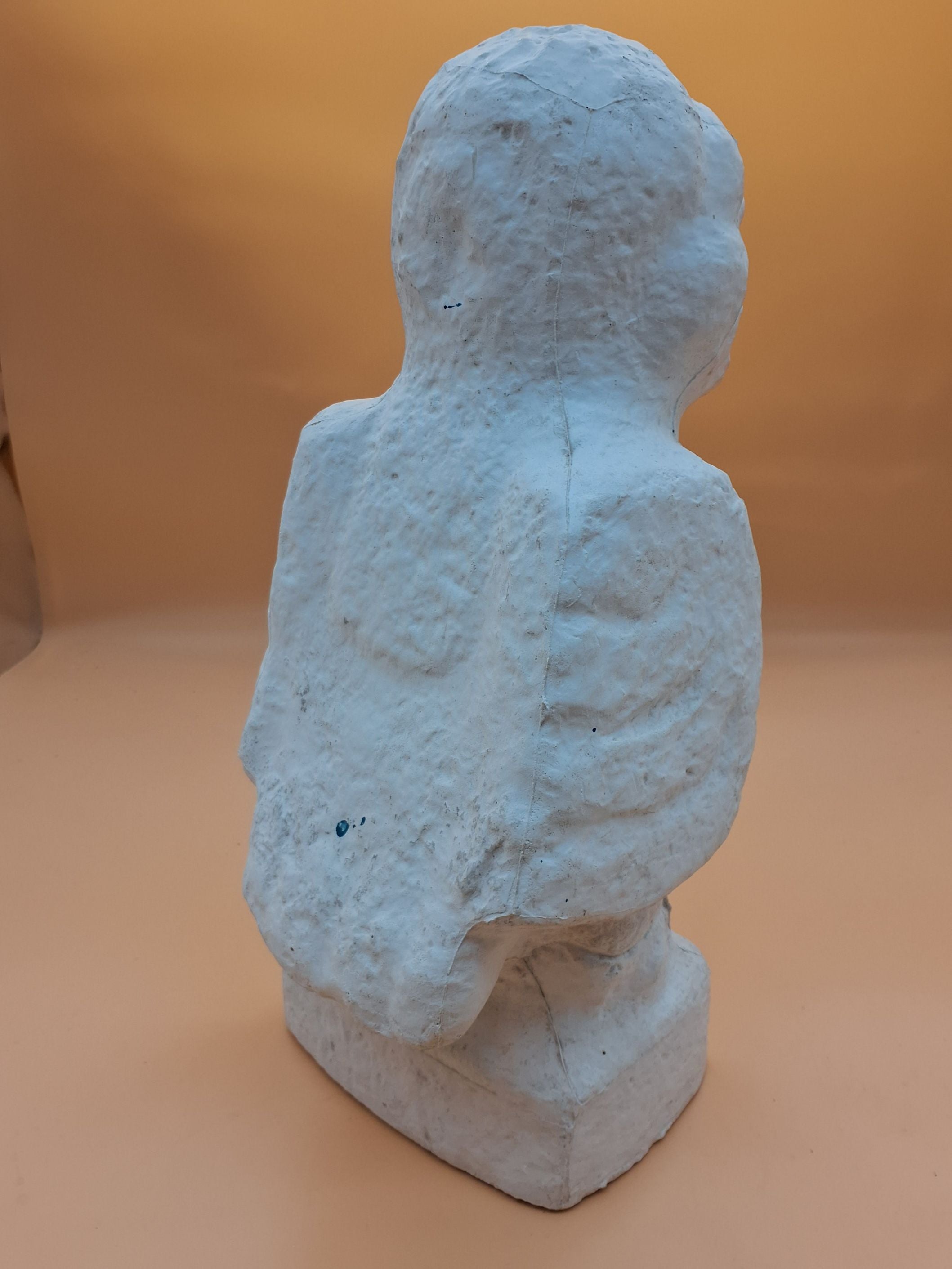 Gipsafstøbning af fuglefigur