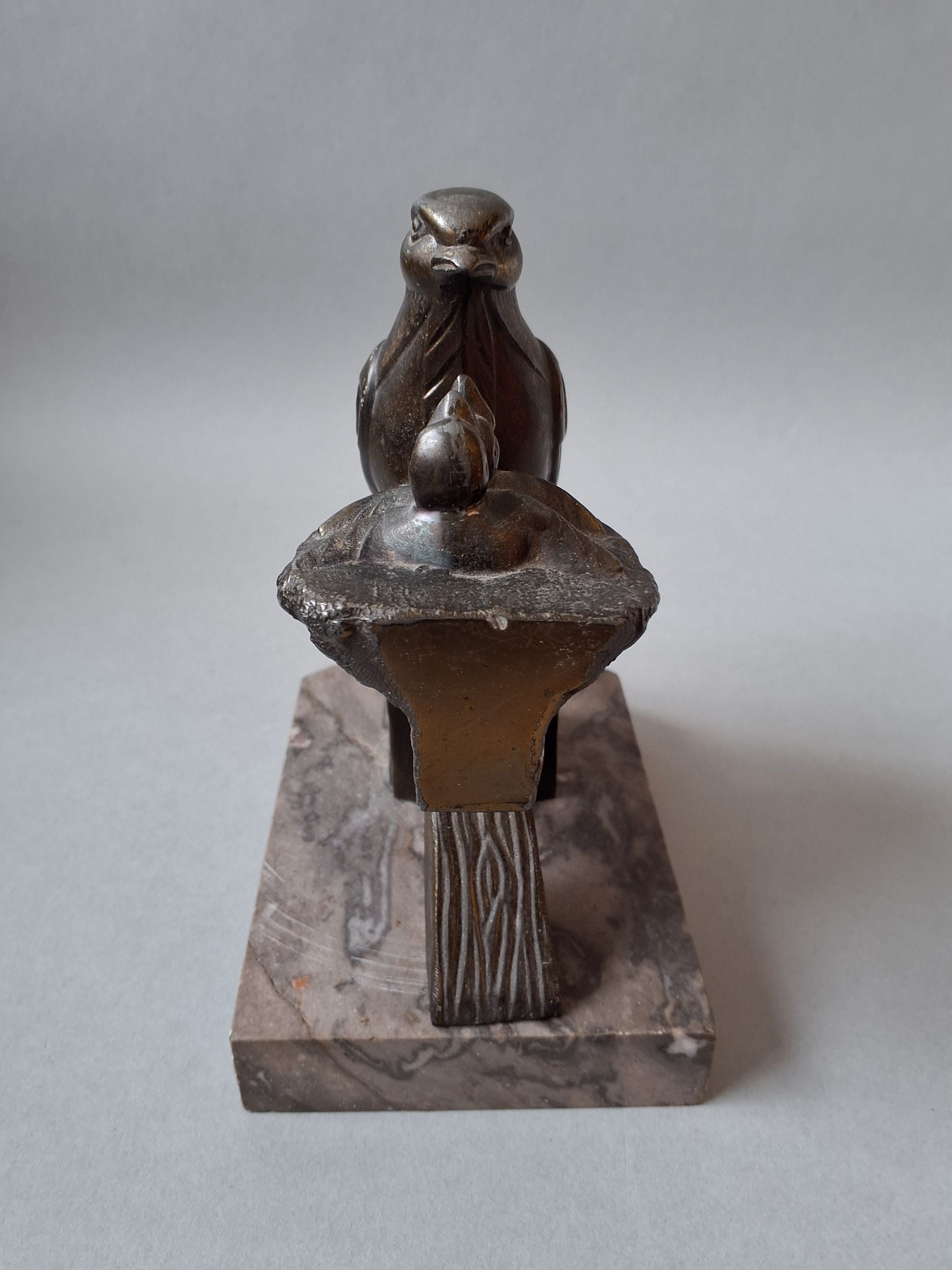 Art Deco. Bogstøtte.