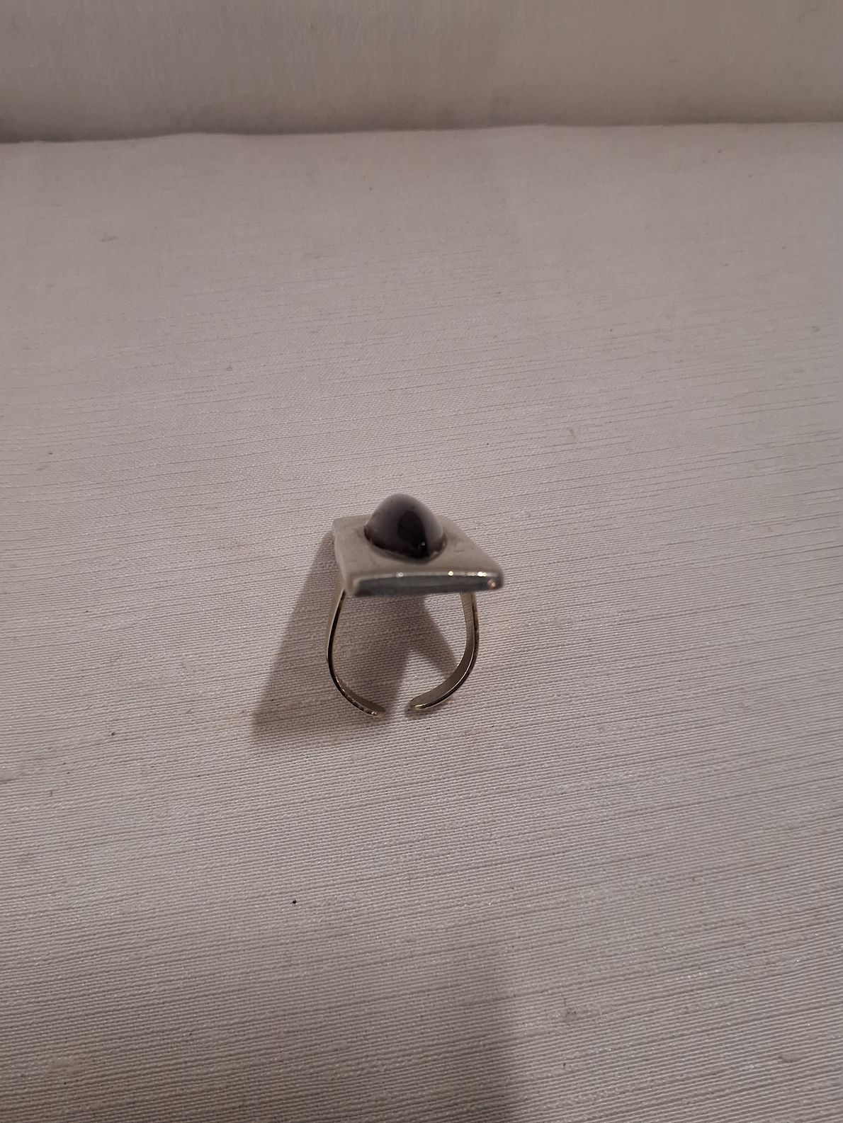 Tin ring/rav