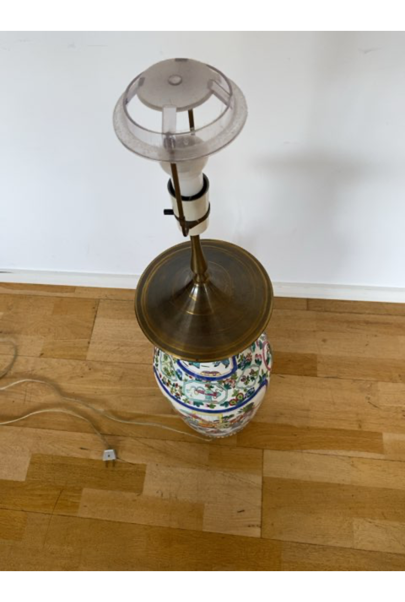 Stor kinesisk gulvlampe