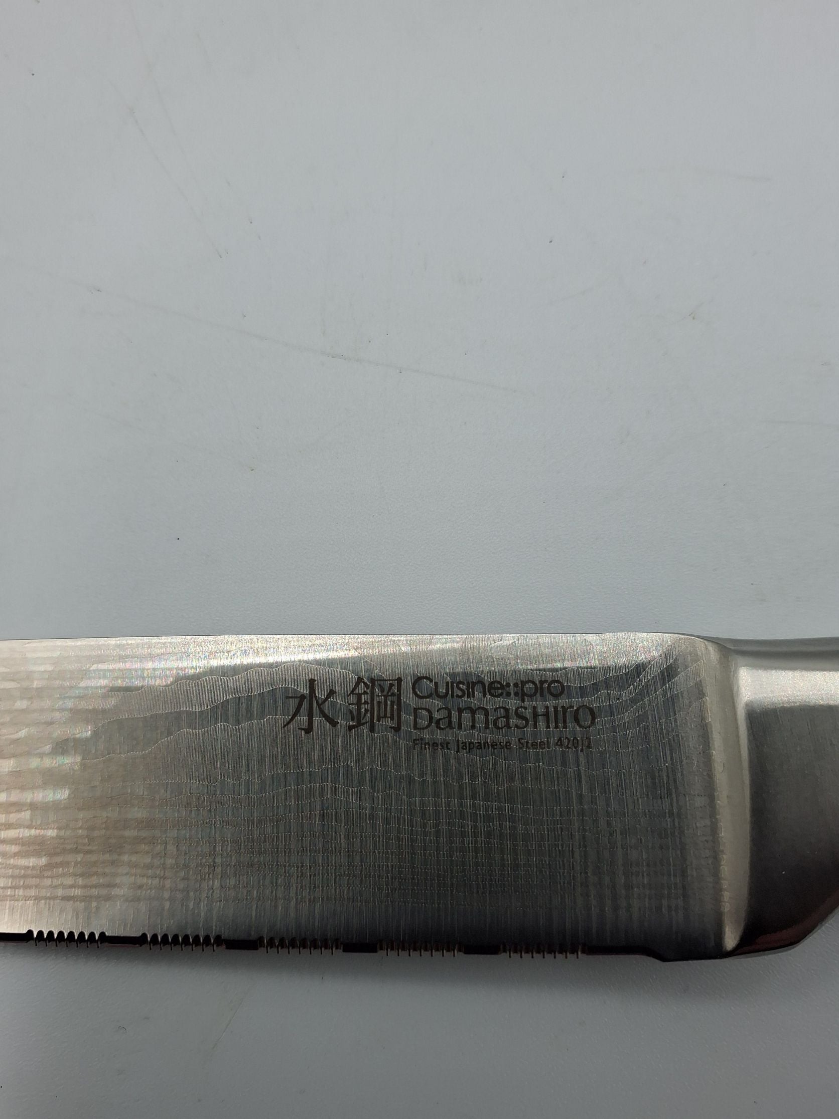 Baccarat Damashiro kniv