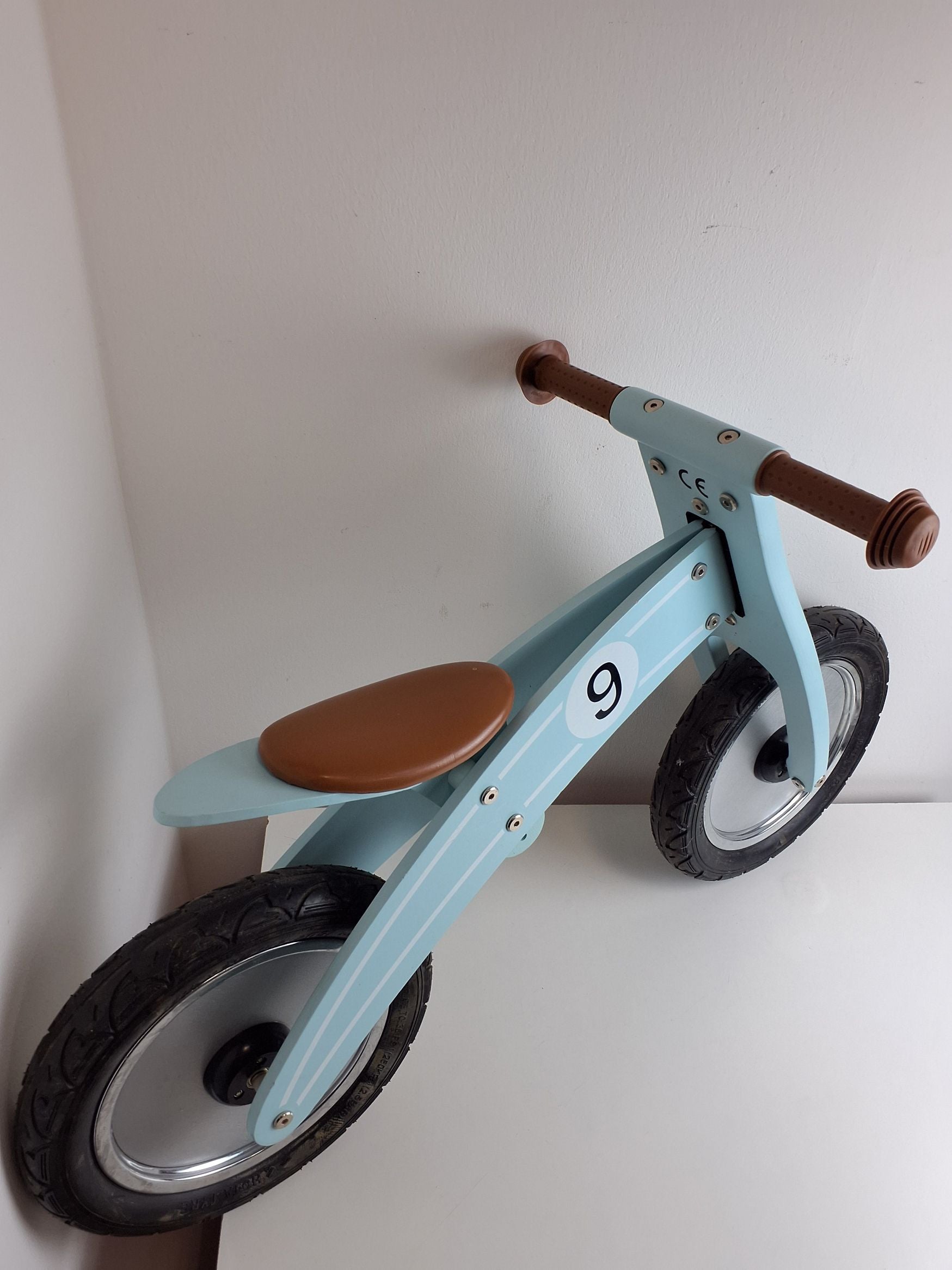 Løbecykel lyseblå "9"