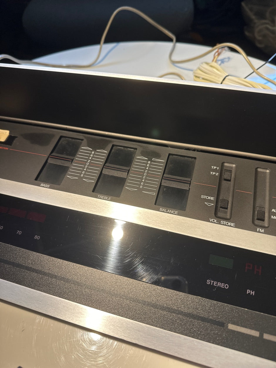 Beomaster 2000