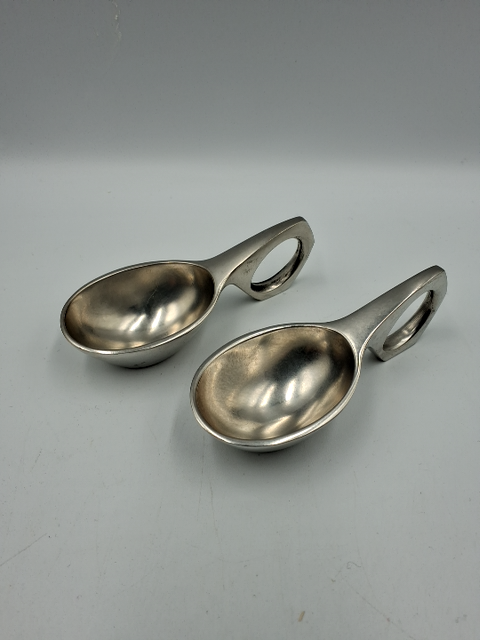 Pewter Bitterskere