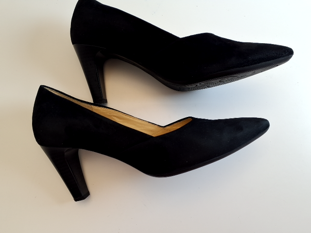 Gabor Heels