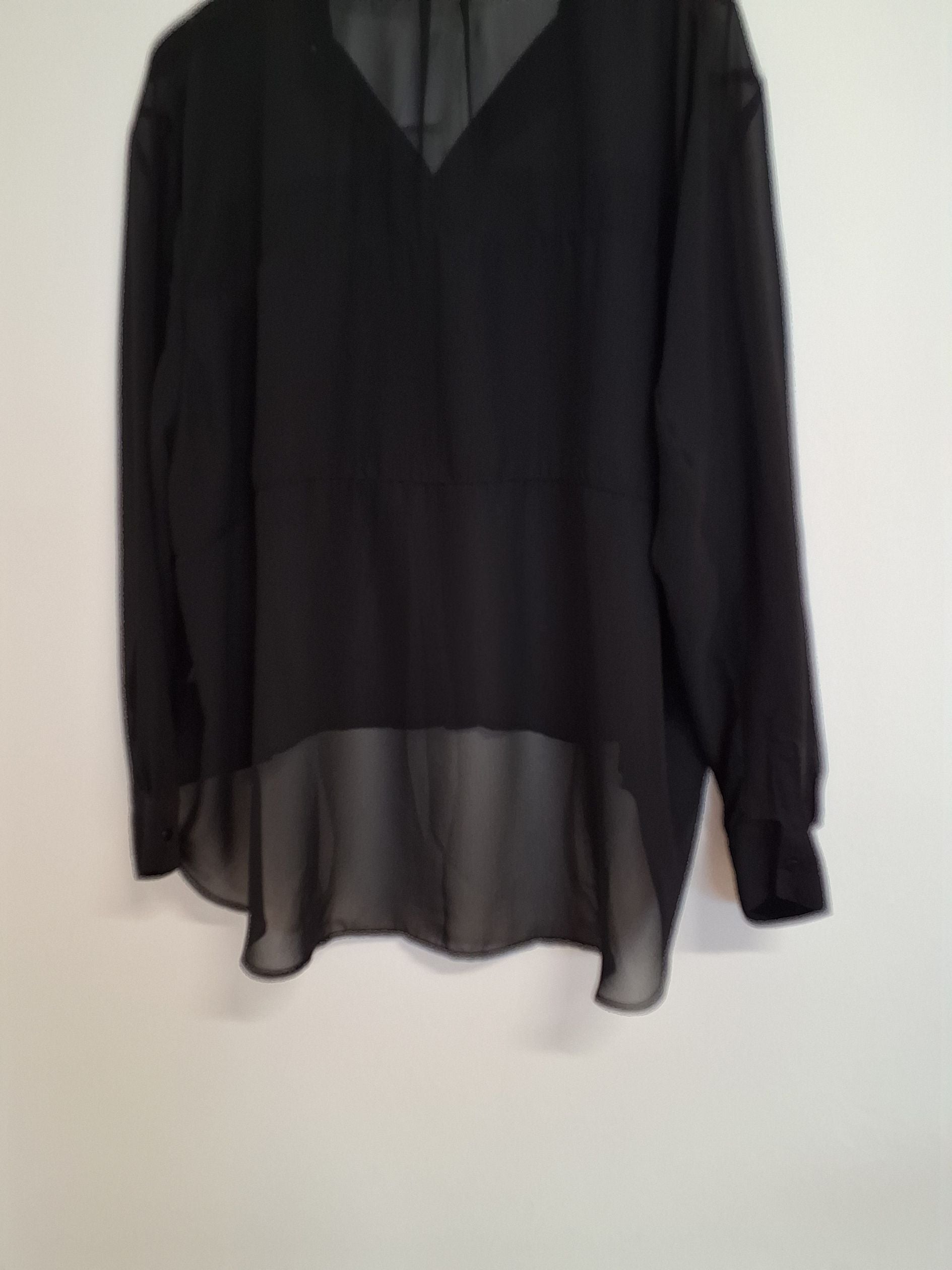 Sand Bluse