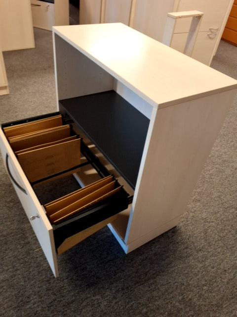 Reol m. skuffe - 2012