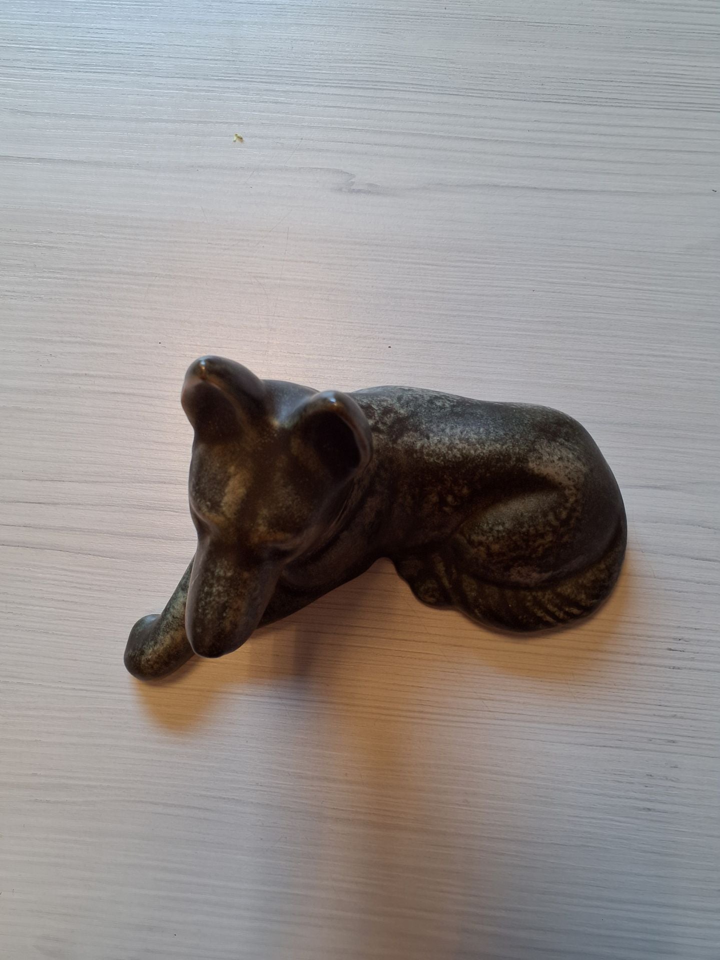 Johgus keramik hund