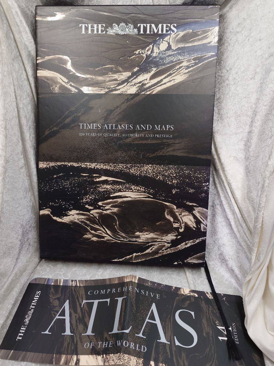 Comprehensive Atlas of the World