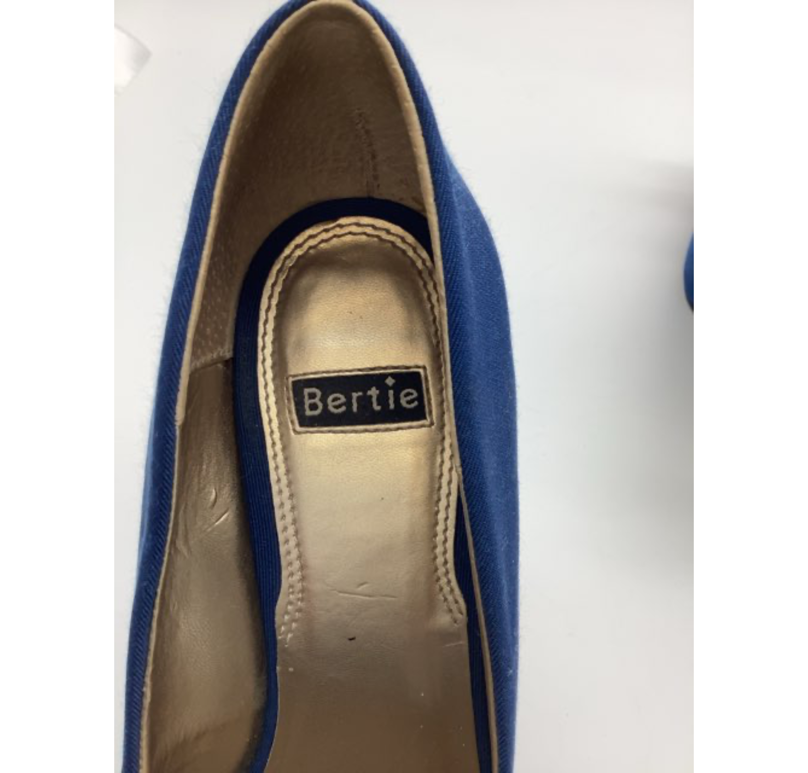 Bertie Sko (H807)