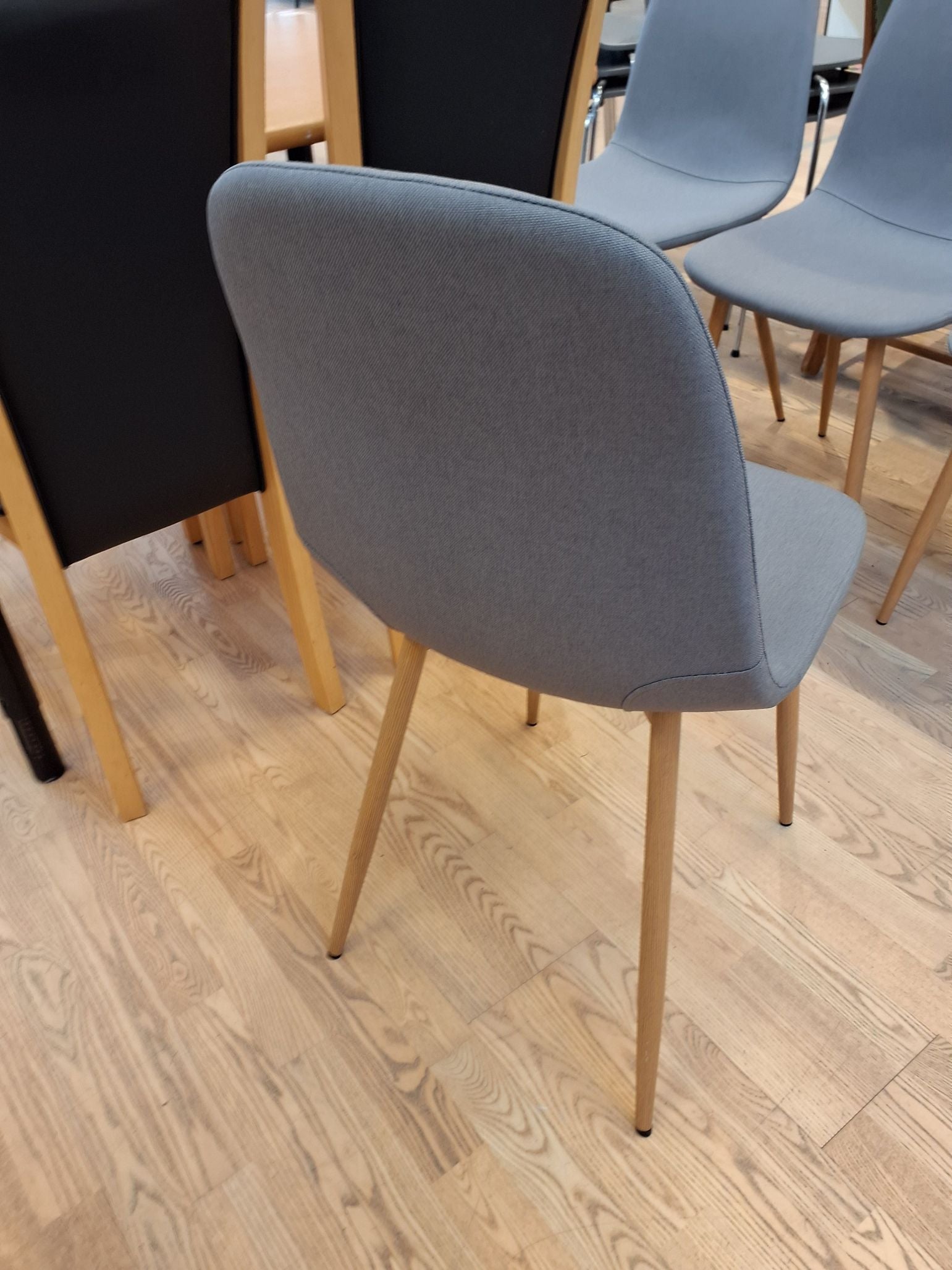 Spisebordsstol grå