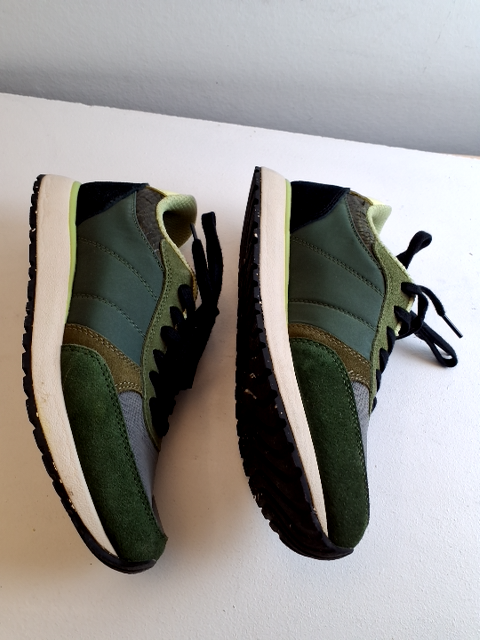 Woden sneaker